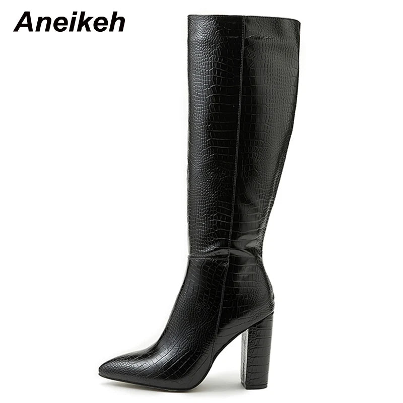 Aneikeh Pointed Thick Heels Knee Long Boots Women's 2025 Spring/Autumn Patent Leather Crocodile Pattern Panel Side Zipper Boots