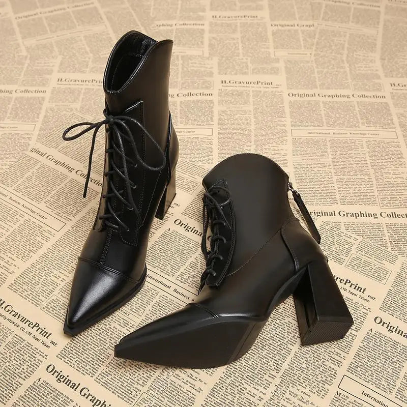 Retro Pointed Toe ort Boots Women's Spring Autumn New Coarse Heel Boots Small Size Genuine Leather High Heel  Boots