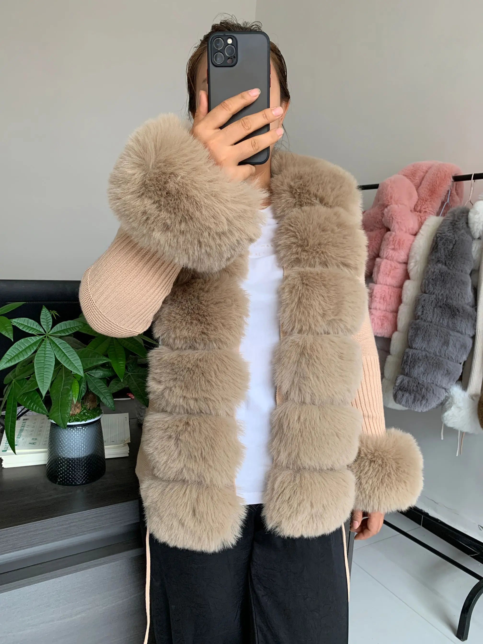 Women Faux Fur Knit Sweater cardigan Spring Autumn elegant Knitted sweater with faux fox fur collar Ladies Fashion Coat fur coat
