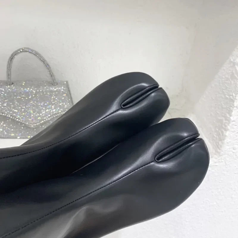 Luxury Design Fashion Split Toe Shoes 2025 Autumn Winter New Ankle Boots Genuine Leather Low Heels Women's Boots