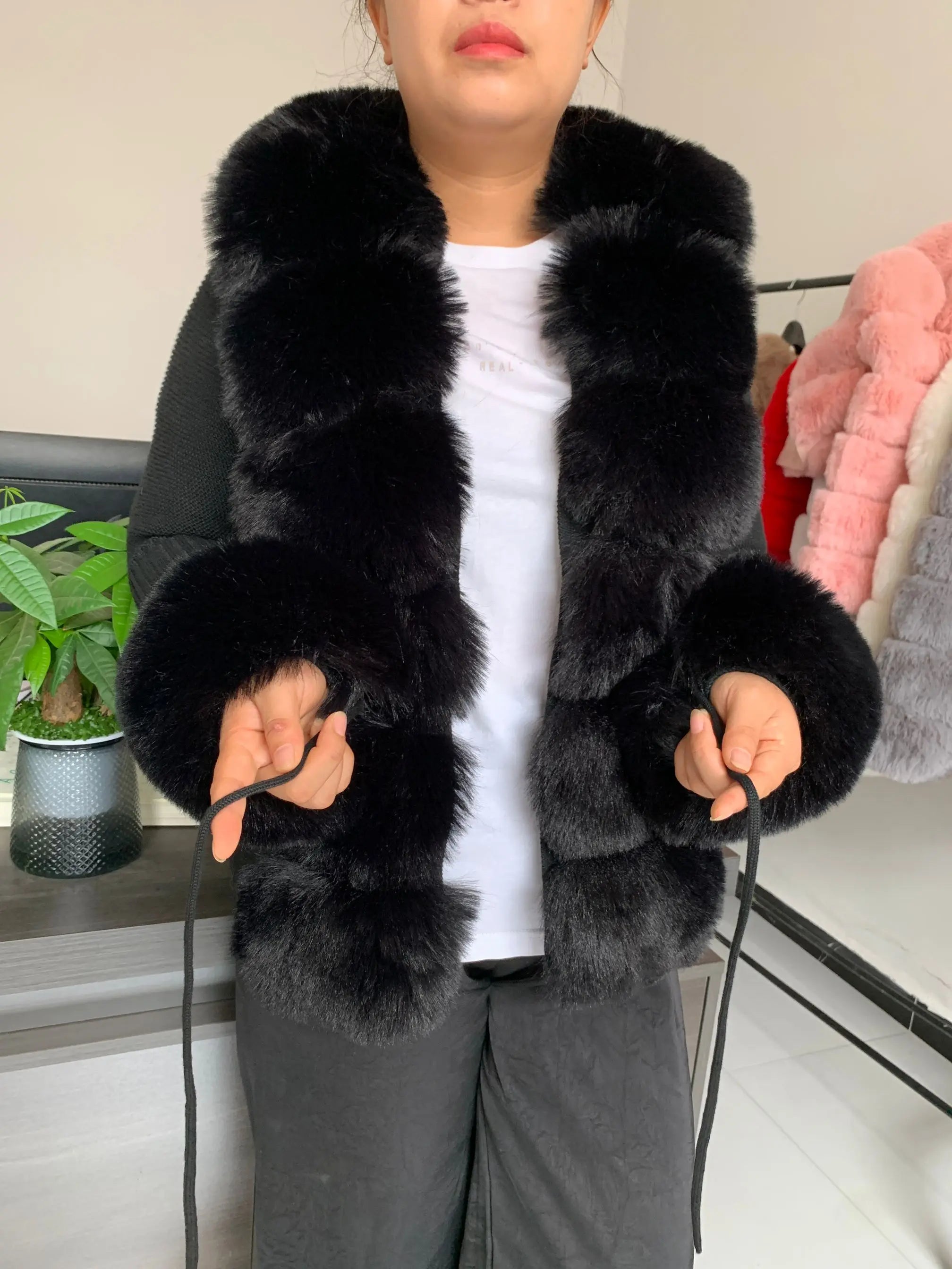 Women Faux Fur Knit Sweater cardigan Spring Autumn elegant Knitted sweater with faux fox fur collar Ladies Fashion Coat fur coat