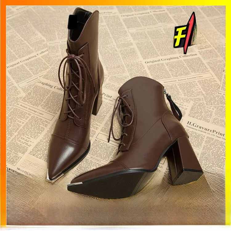 Retro Pointed Toe ort Boots Women's Spring Autumn New Coarse Heel Boots Small Size Genuine Leather High Heel  Boots