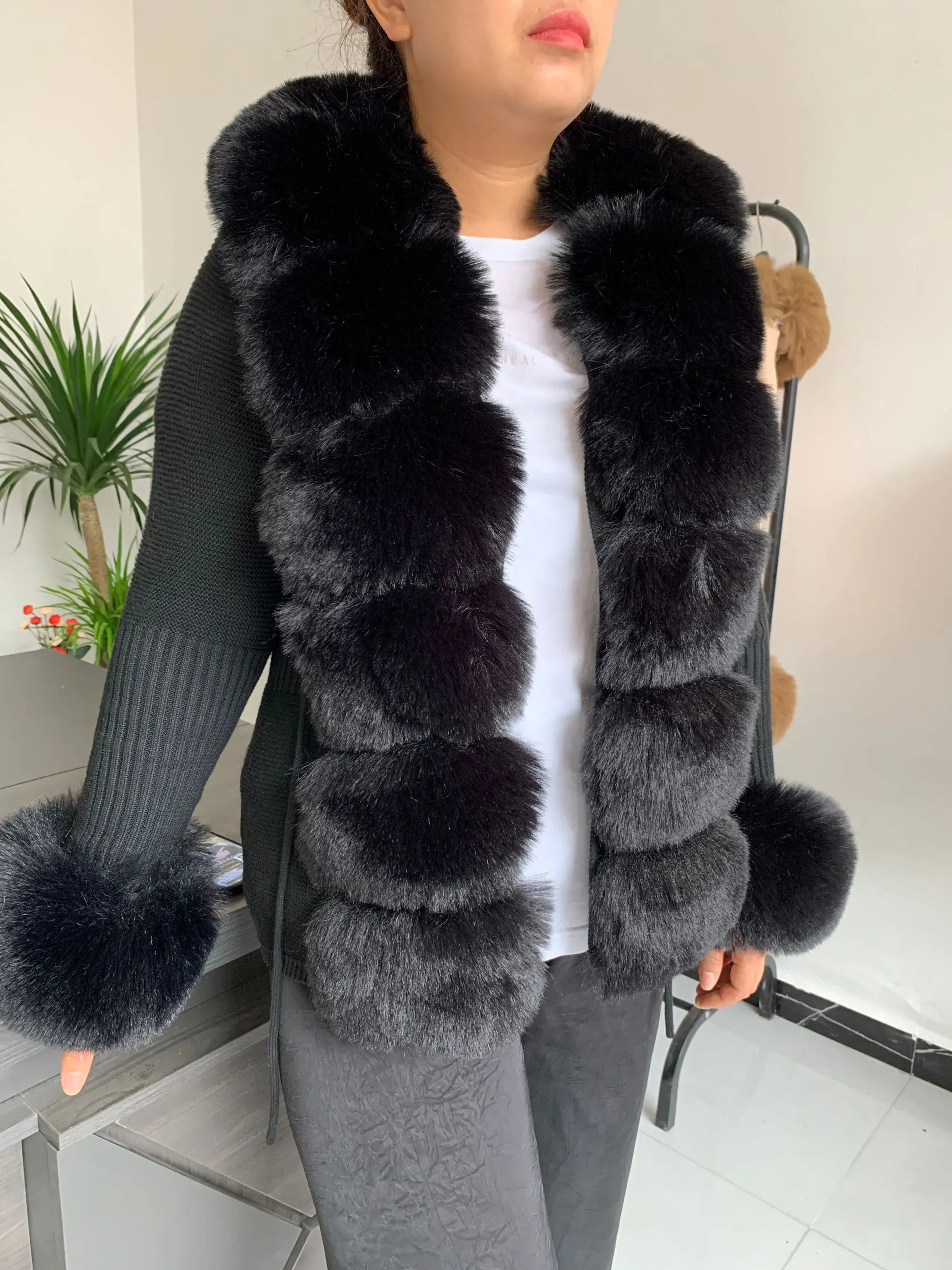 Women Faux Fur Knit Sweater cardigan Spring Autumn elegant Knitted sweater with faux fox fur collar Ladies Fashion Coat fur coat