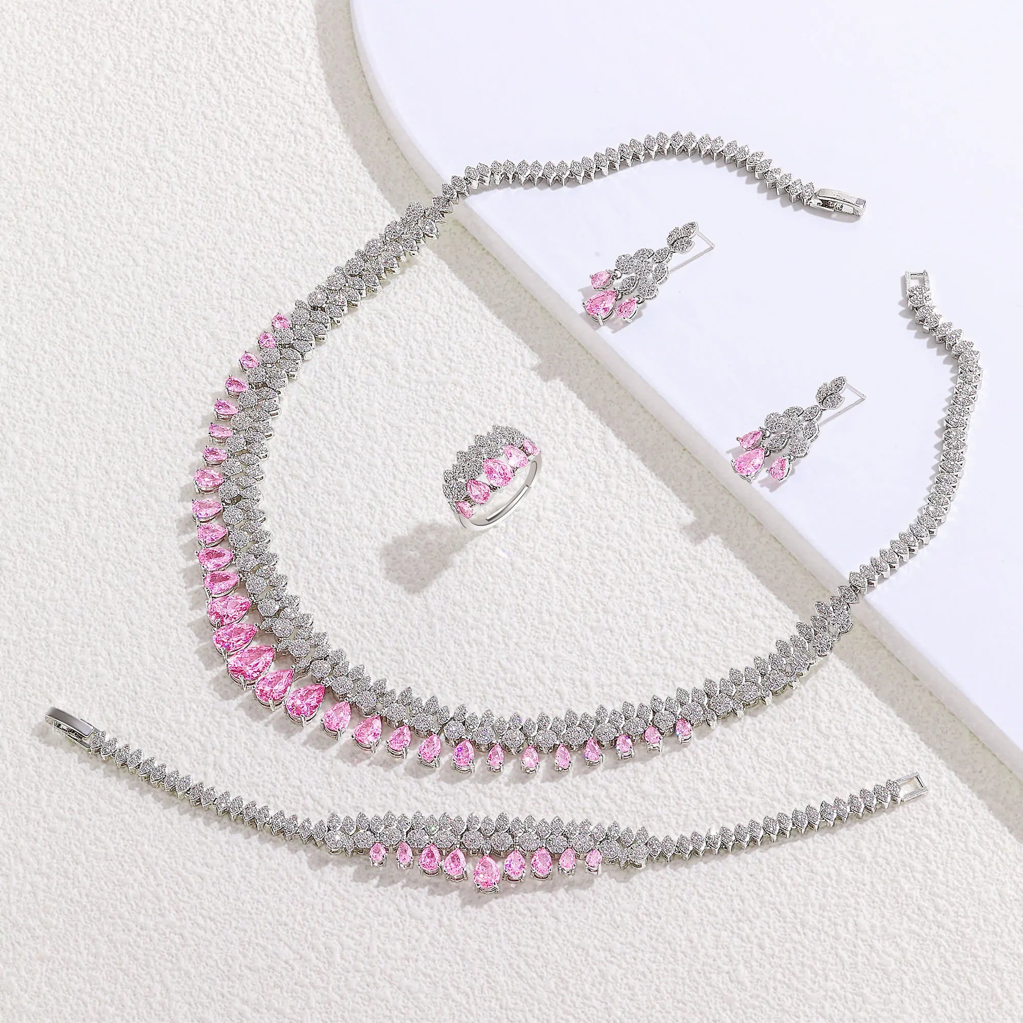 Luxury White Cubic Zirconia Bridal Jewelry Set Brides Accessories Tassel Water Drop Necklace Earring 4pcs Set for Wedding Party